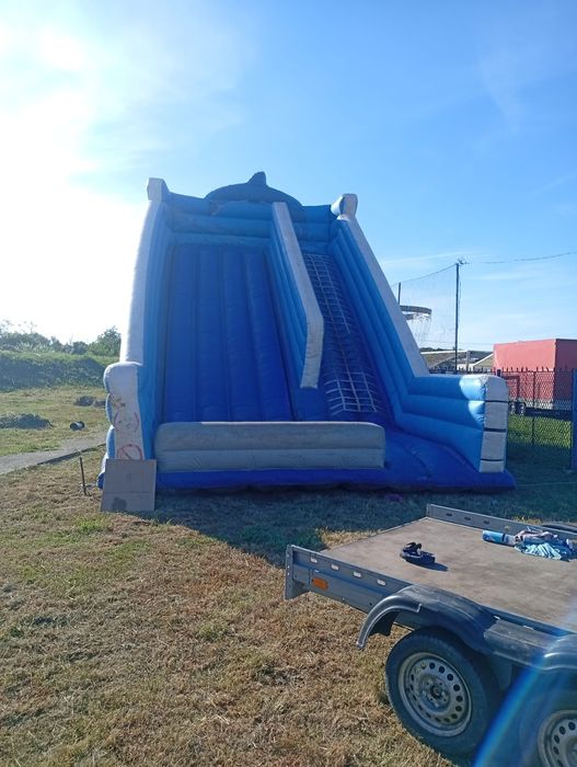 Vand topogan +loc de joaca