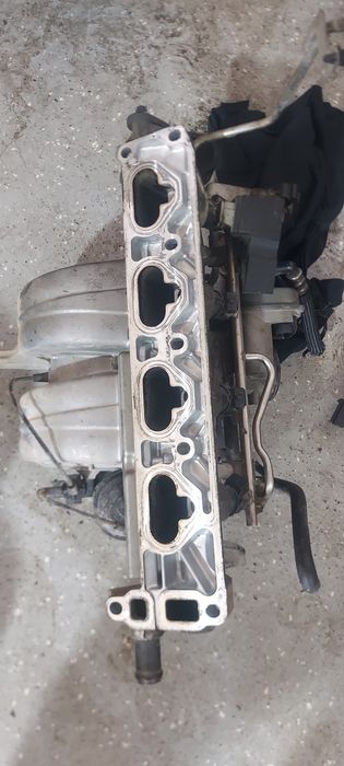 Carburator opel zafira 1.8 benzina