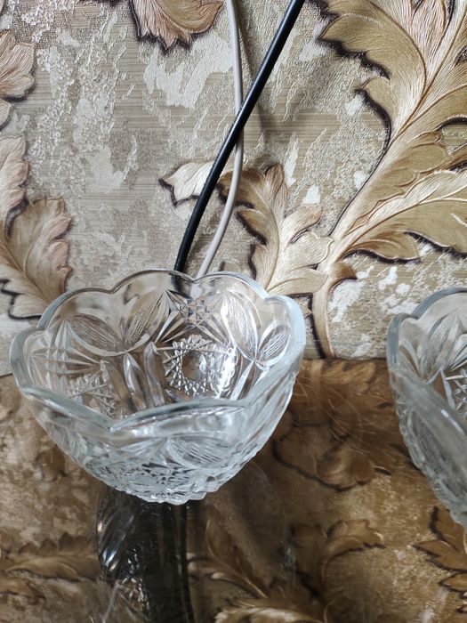 Продам вазочки .по 700 каждая