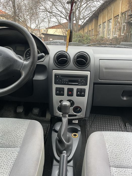 Dacia Logan 1.5 dci 2006