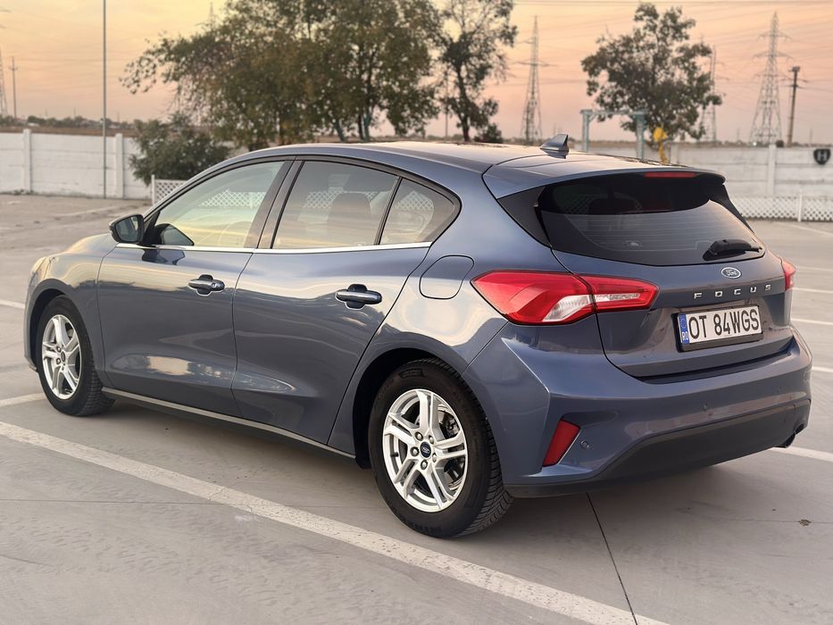 FORD Focus 2020 — imagine 4
