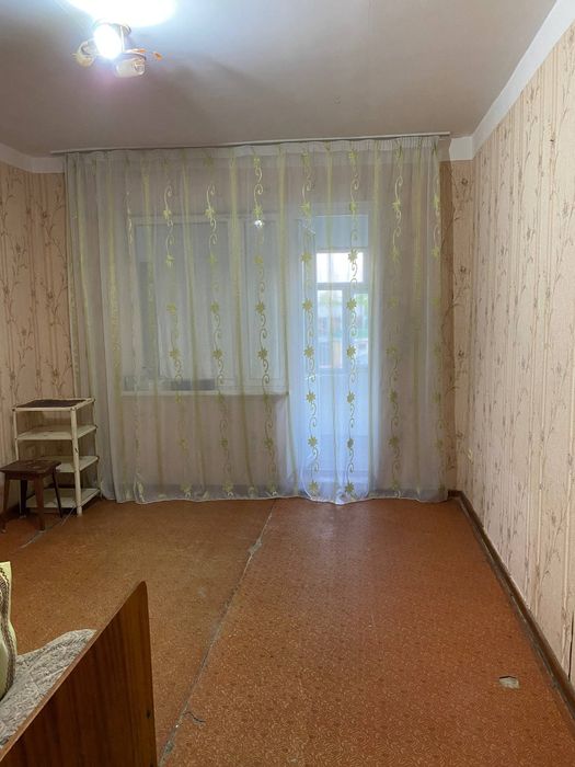 Срочно  1-комнатная квартира, Чирчик, нижний район, 3 этаж, ремонт