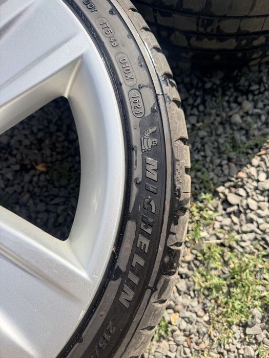 Jante aliaj R18 5x114.3 + anvelope 215/40 R18 – stare foarte bună