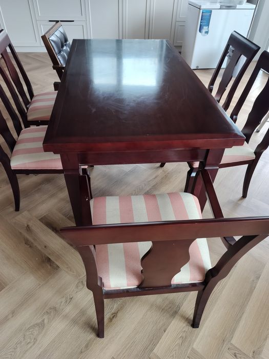 Стол с 6 стульями