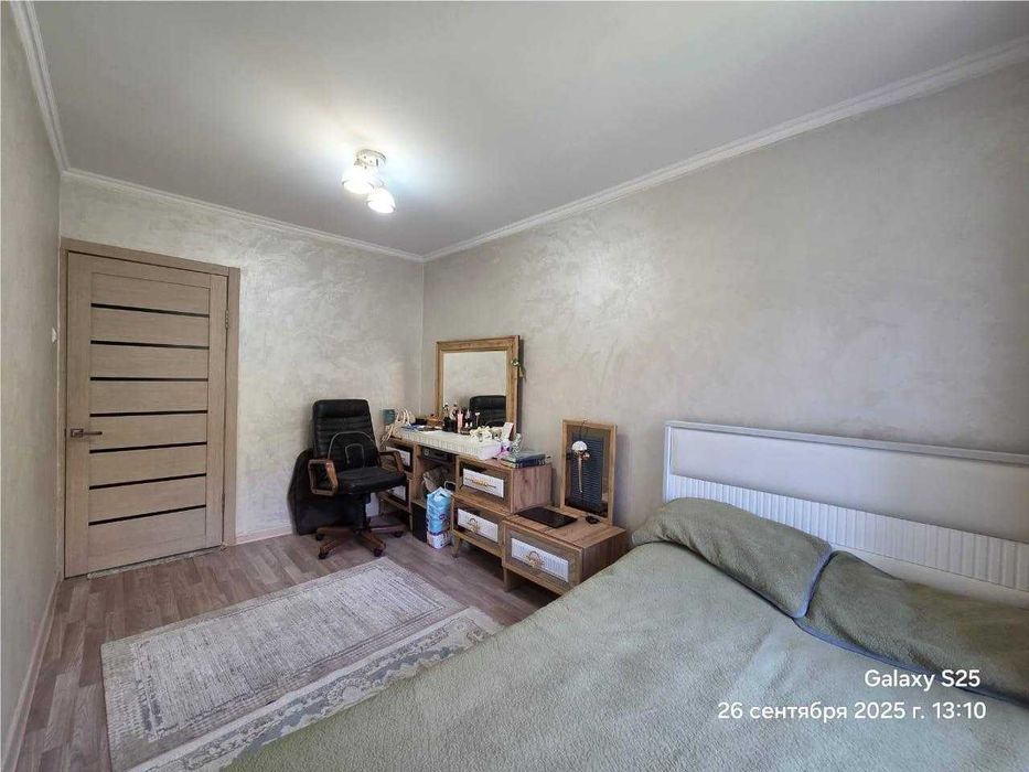 Продаётся 3-комн. квартира по пр. Строителей