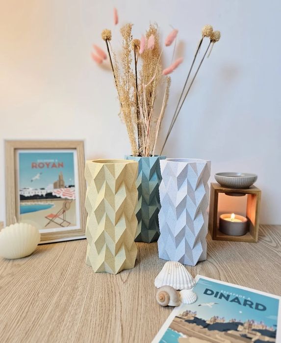 Декоративна 3D принтираба ваза - модерен дизайн, стил за дома и офиса