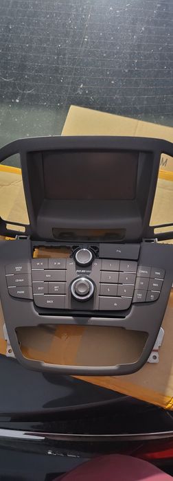 Insignia навигация мултимедия