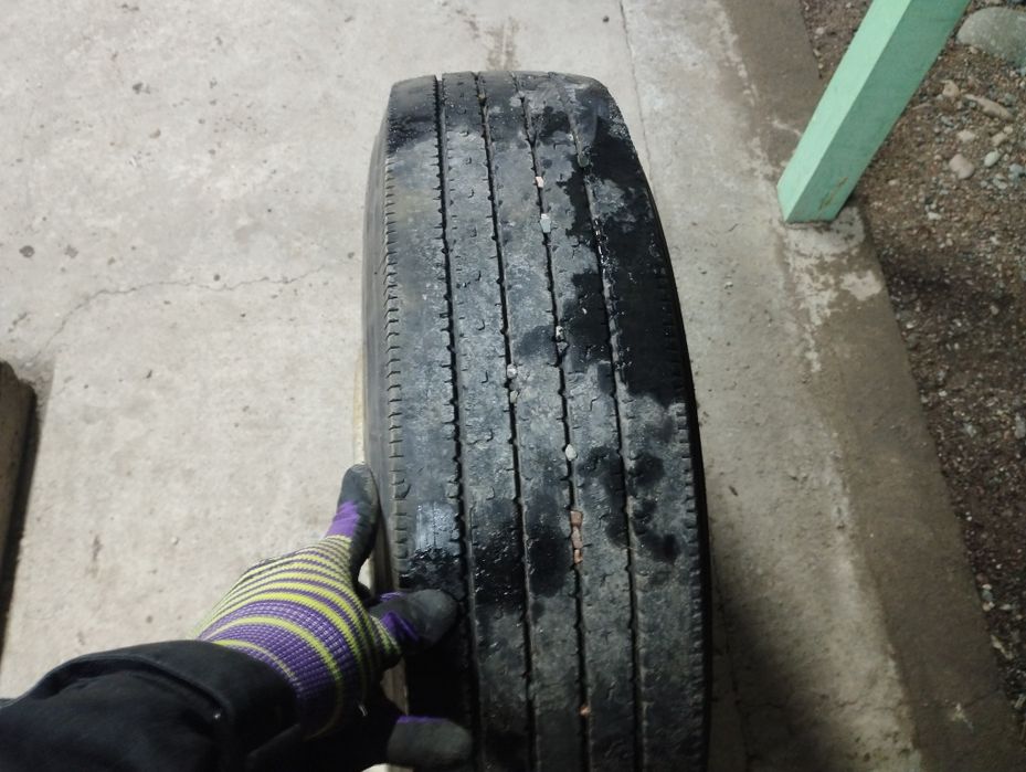 Балон на грузавую машину