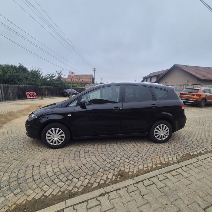 SEAT Altea XL 2011 — imagine 3