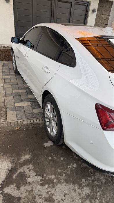 Malibu XL 2023y metan navarot 60.000km probek