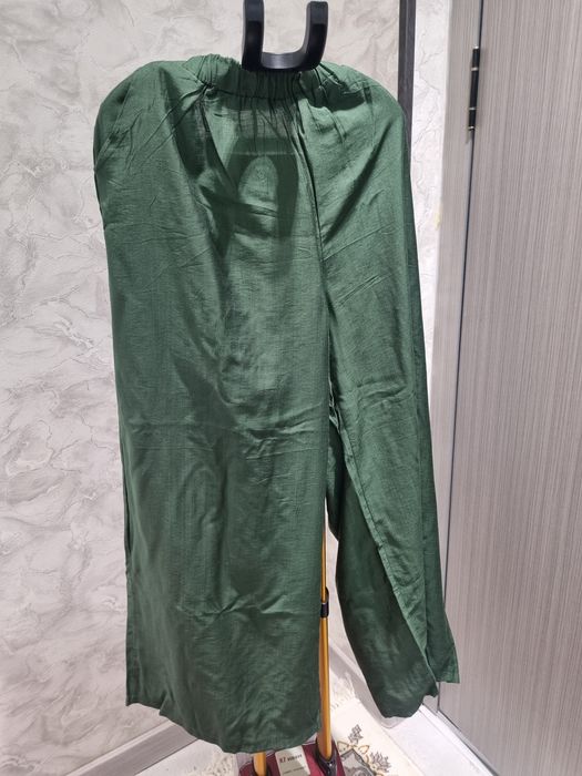 Кофта и брюки новая.