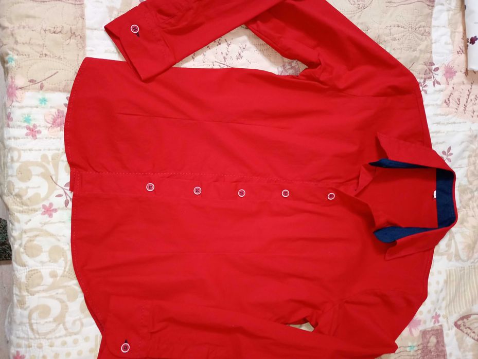 Червена риза размер S