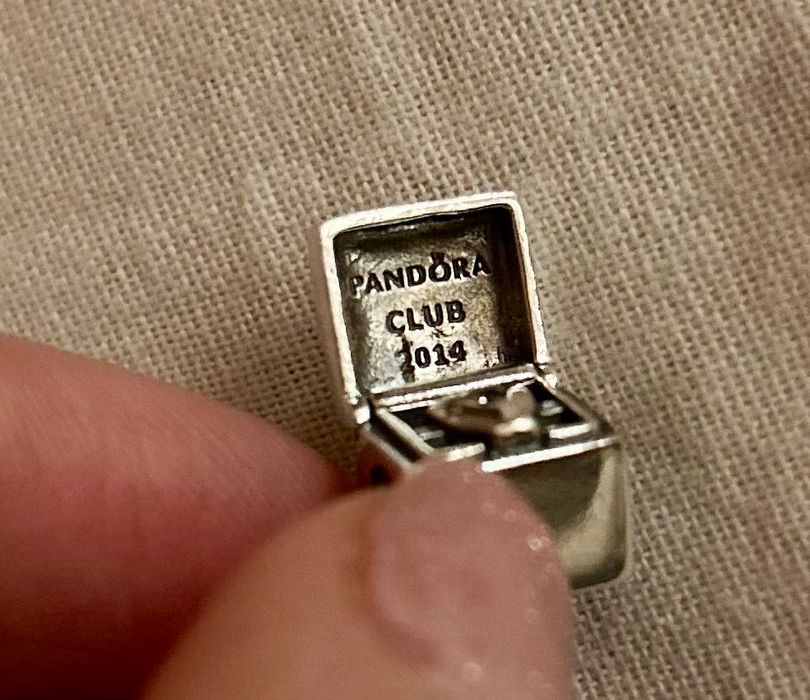 Pandora талисмани