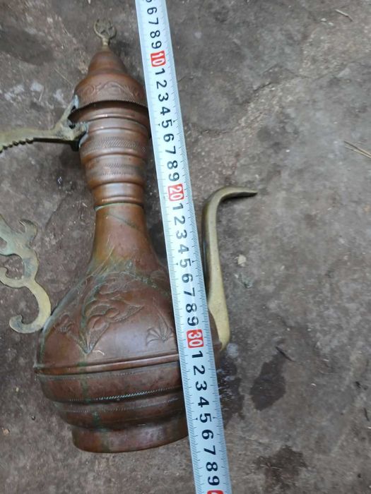 Стар меден ибрик