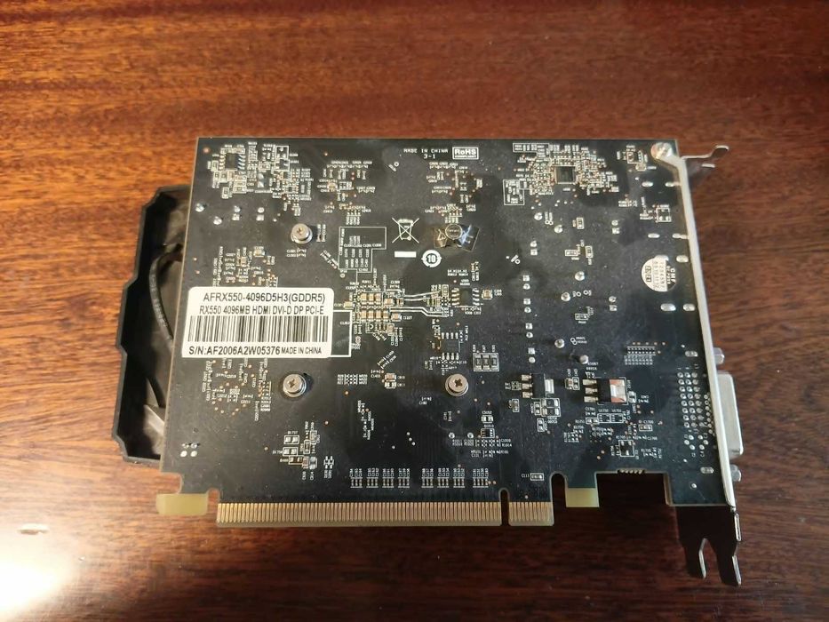 Видеокарта RX 550 4 Гб