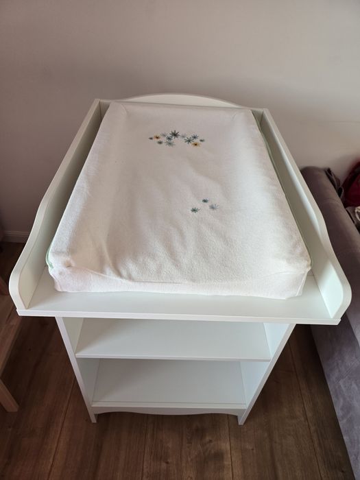 Masă înfășat Ikea