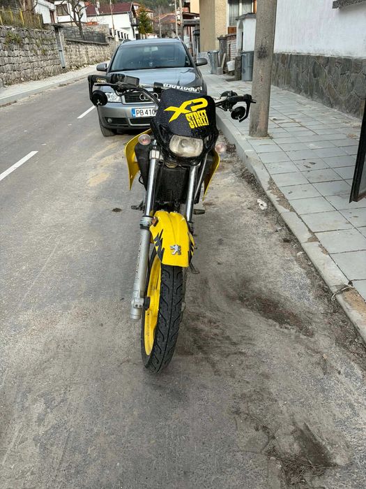 Продавам мотор peugeot