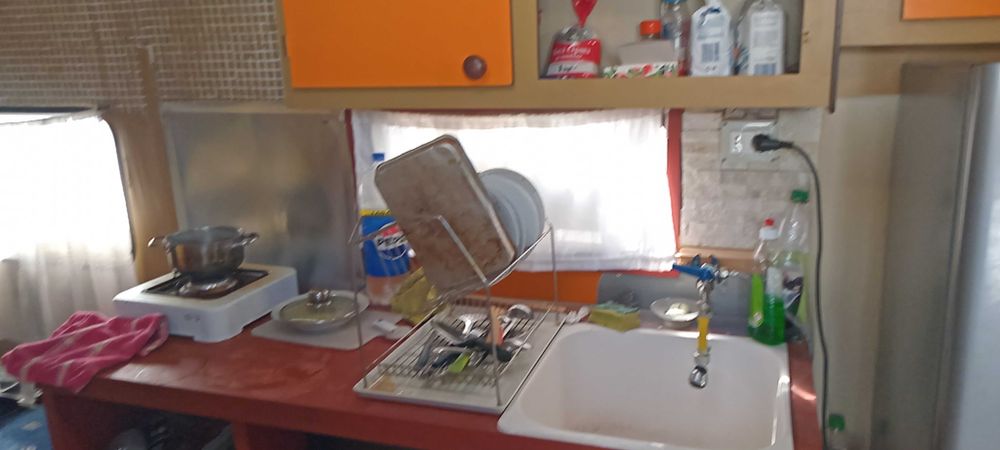 Обзаведена за живеене или нощувки каравана в частен имот, Варна