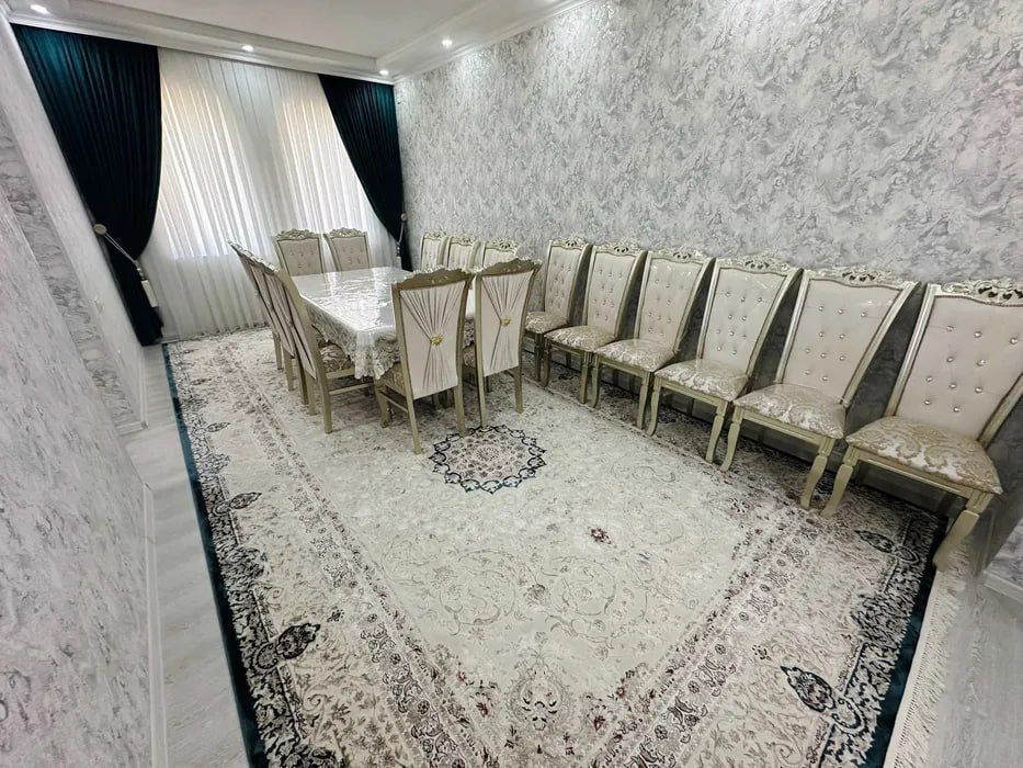 Дом. 4 ком., 2 этажа.. Участок 1,5 сот. Сергели, Хонобад. Метро 1,5 км