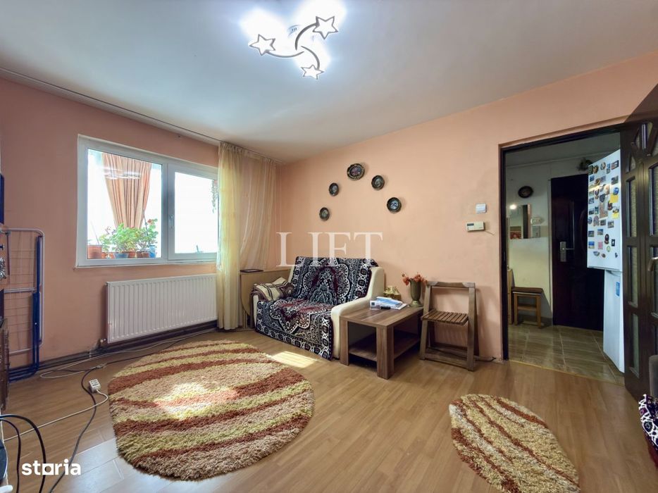 Apartament de 2 camere, 37mp, Zona Florilor - Astra