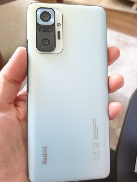 Смартфон Xiaomi Redmi 10 Pro