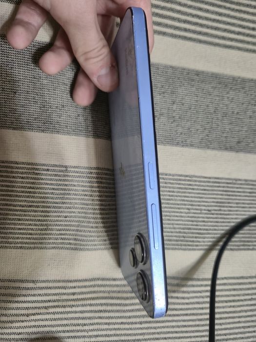 Продается редми 12 и наушники jbl