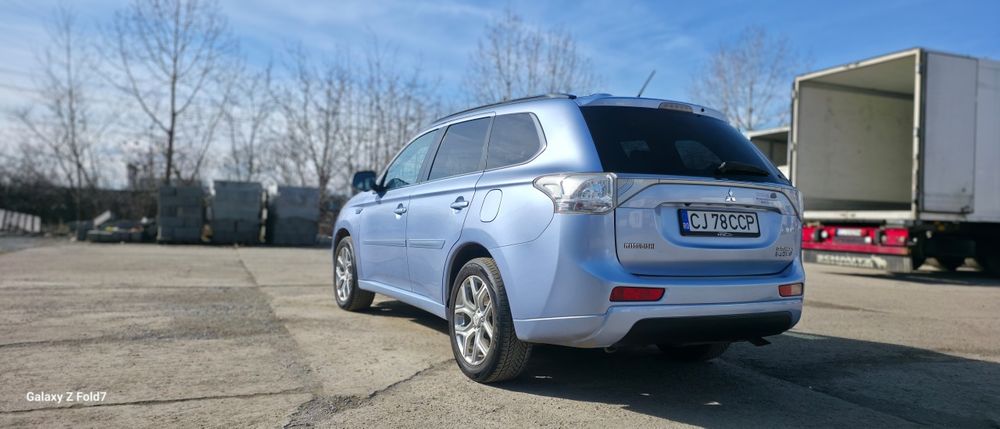 Mitsubishi Outlander PHEV