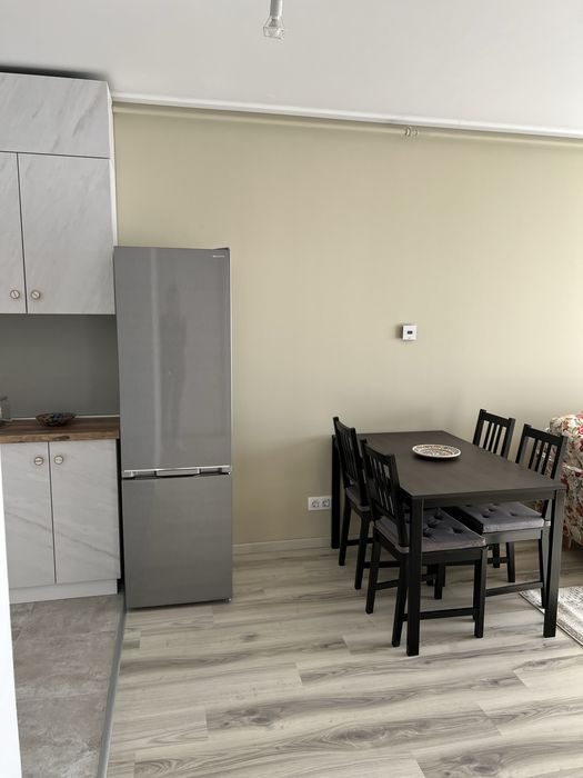 Închiriez apartament - Adora Forest
