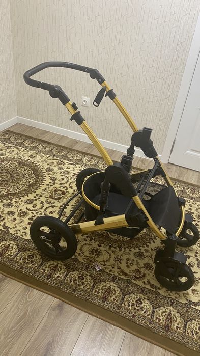 Коляска  . Жана куйінде тек уйдин ішінде қолданылған