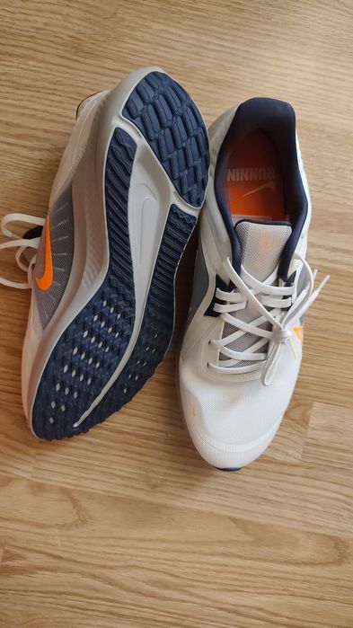 Adidași Nike Quest 5 NOI Originali - Mărimea 45 (29 cm)