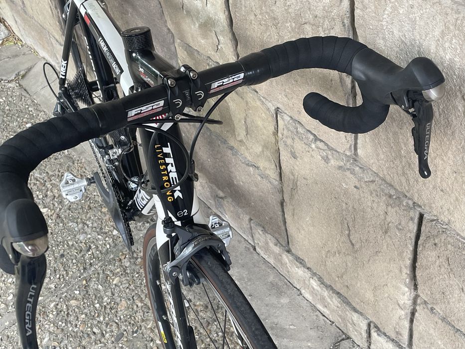 Trek Madone 2.1-шосеен велосипед 2x11 speed