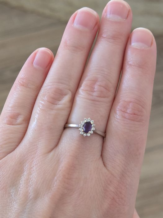 Inel aur 18 k cu diamante