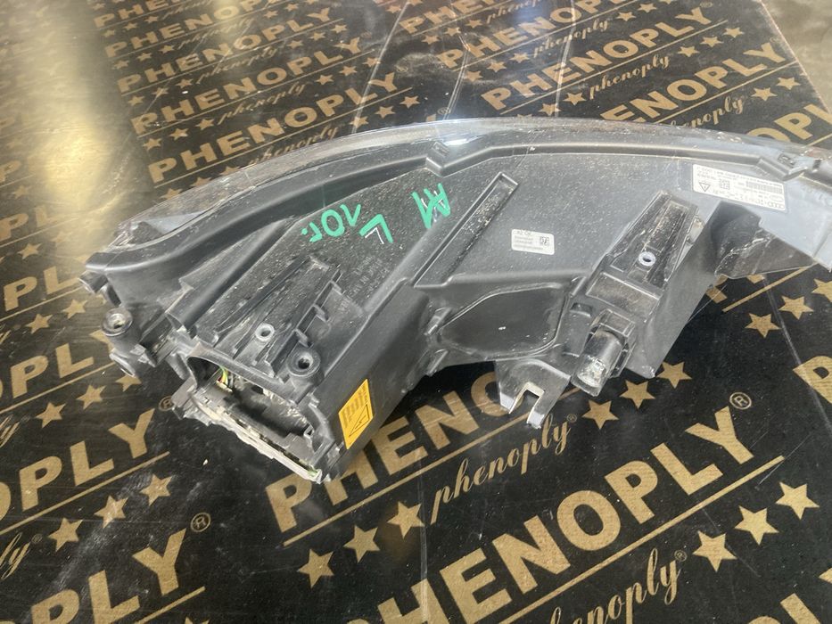 Audi A1 2010 година Led Ляв Фар