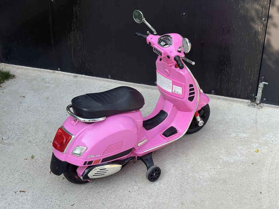 Scuter electric Vespa copii 1-4 ani