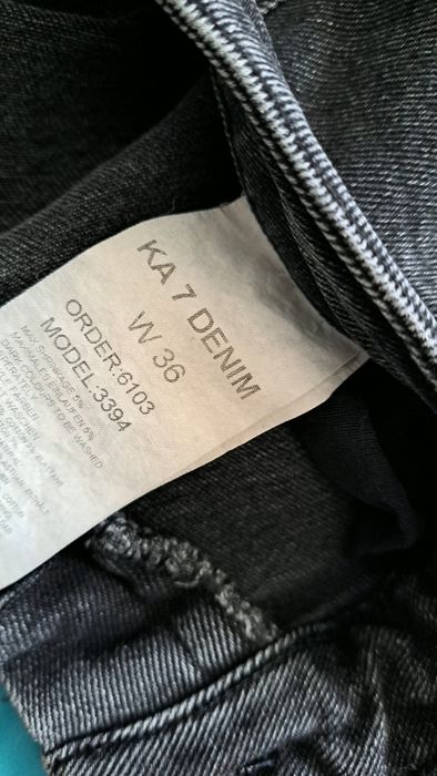 Blugi pentru barbati