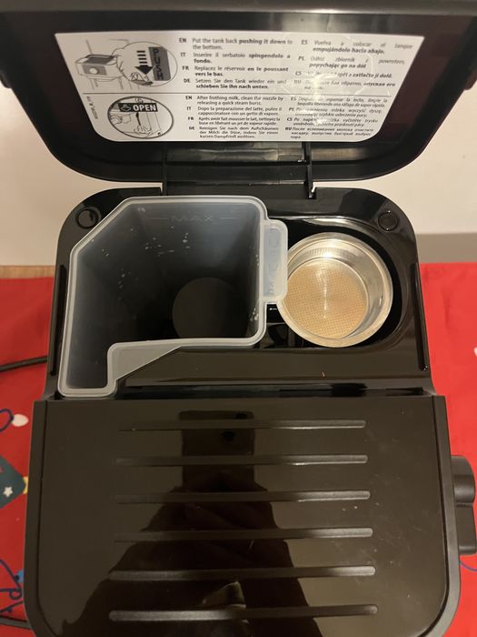 Expresor D’elonghi manual , nou 4 ani garantie