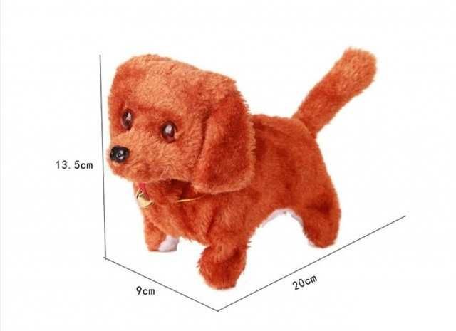 Детска играчка Куче лае и ходи със светещи очи ПЛЮШ