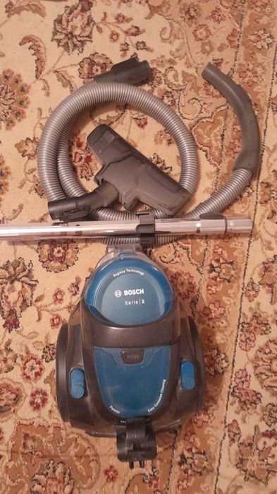 шаңсорғыш BOSCH.