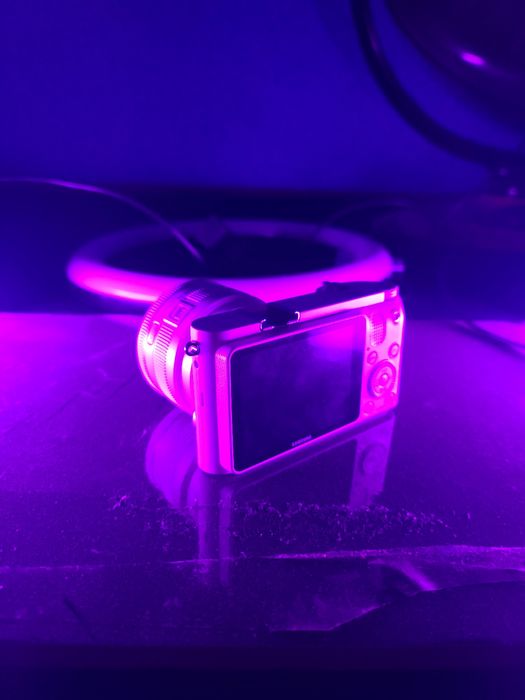 Samsung Nx 1000 xolati alo narxini ozgina tushub beraman .