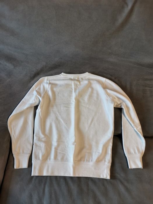 5бр Блузи, 2бр суитчъра, 1 комплект анцуг