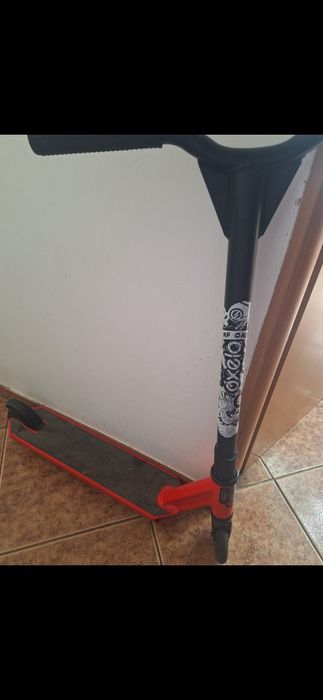 TROTINETE sport skeatboard