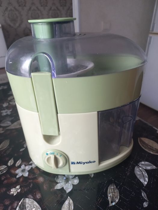 Продам соковыжималка