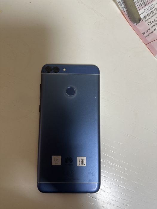 Продам телефон Huawei P smart2018
