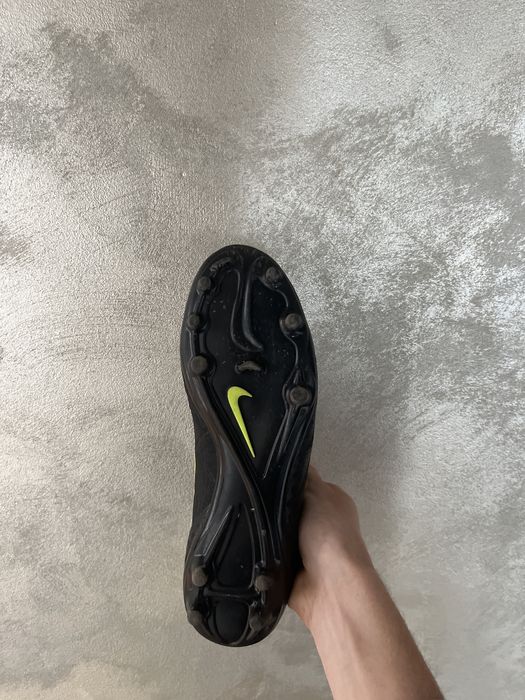 Ghete fotbal nike hypervenom