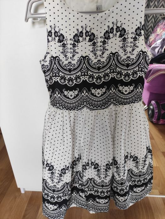 Продам платье на девочку