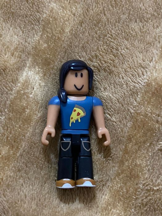 Продажа игрушек от roblox(оригинальные)