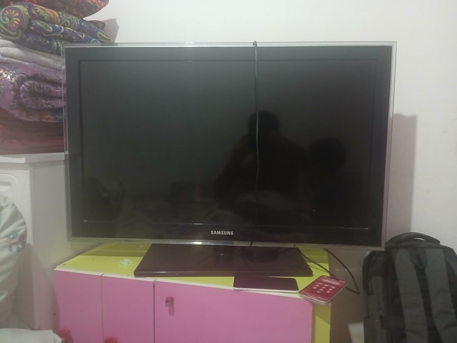 Телевизор Samsung