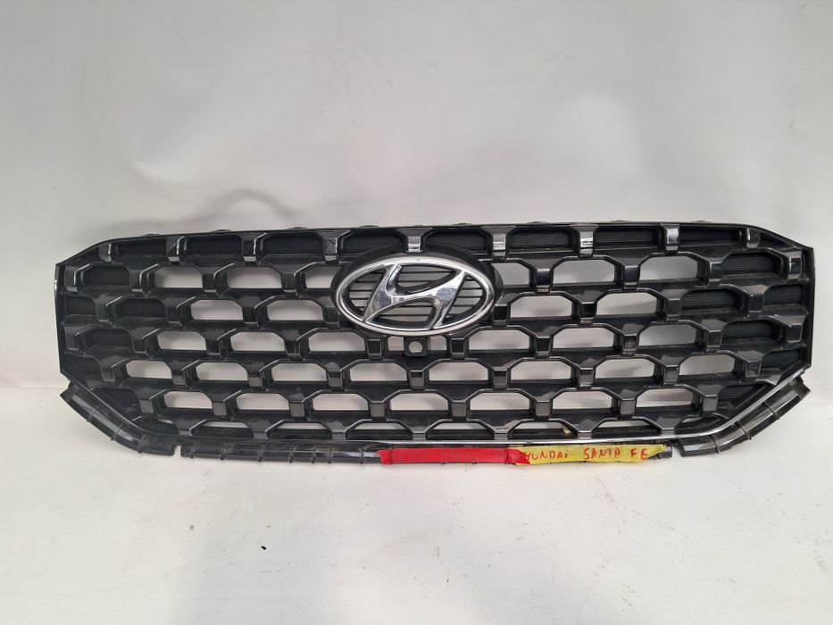 Грил решетка Hyundai Santa Fe 2021/2024г