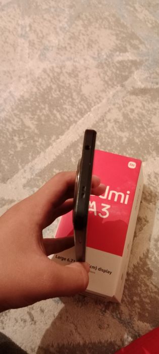 Redmi A3 4гб/64гб
