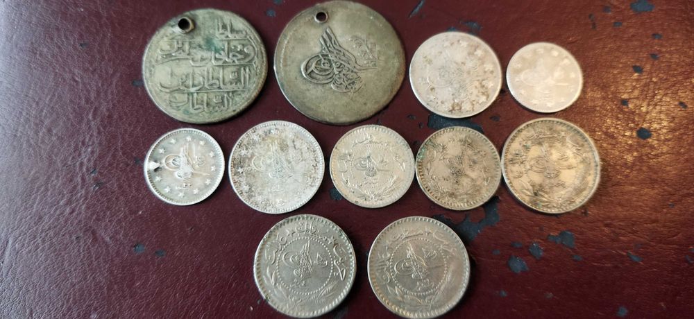 Стари сребърни туски монети